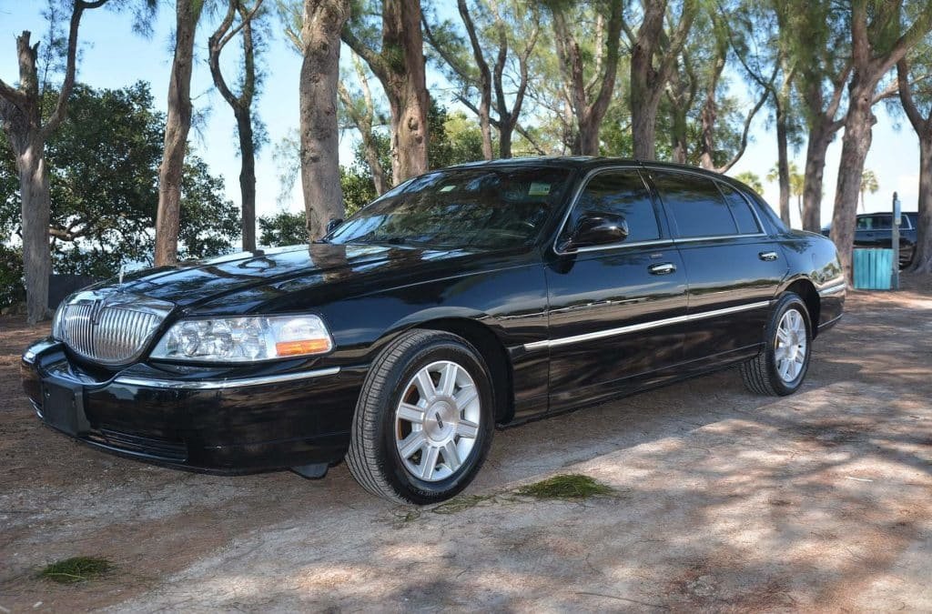 Old car Cartier Limousine Service